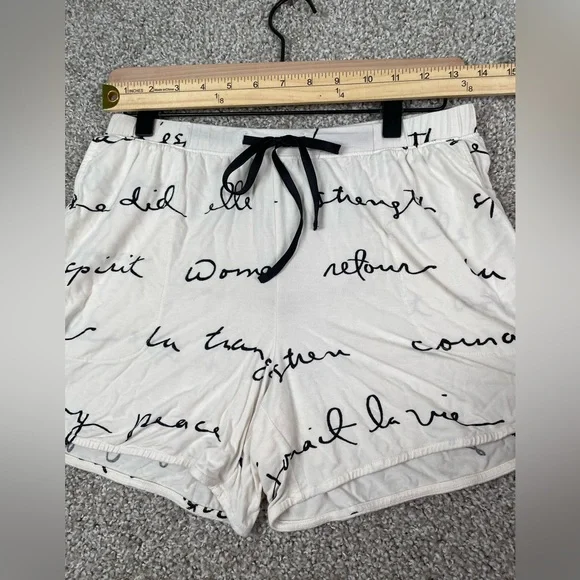 Soma 2 pc V-Neck Cami & Shorts Pajama Set Cream
Black Script Womens Size XS - Picture 4 of 11